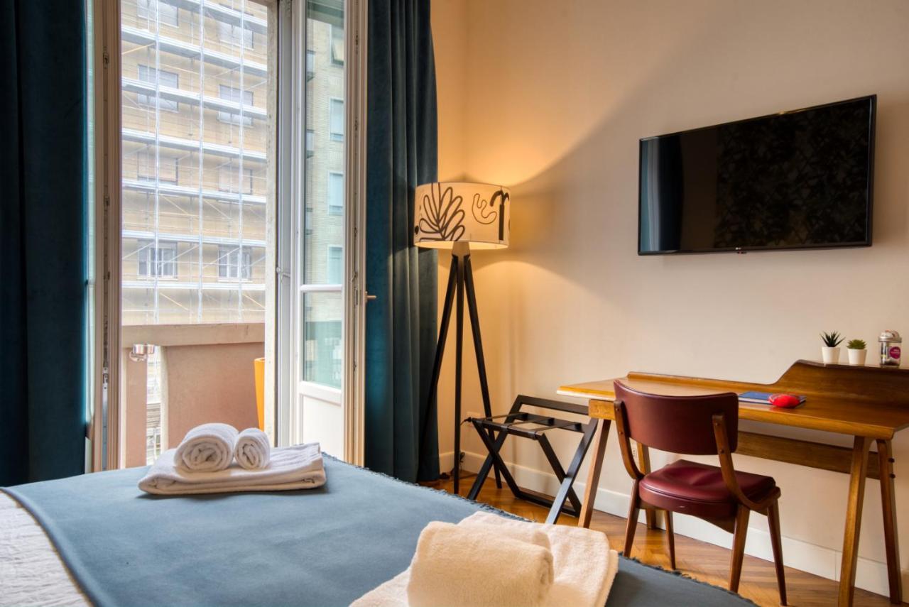 Dimora Claudia - Elegante Matrimoniale Con Bagno, Private Rooms, Self Check In, No Reception ミラノ エクステリア 写真